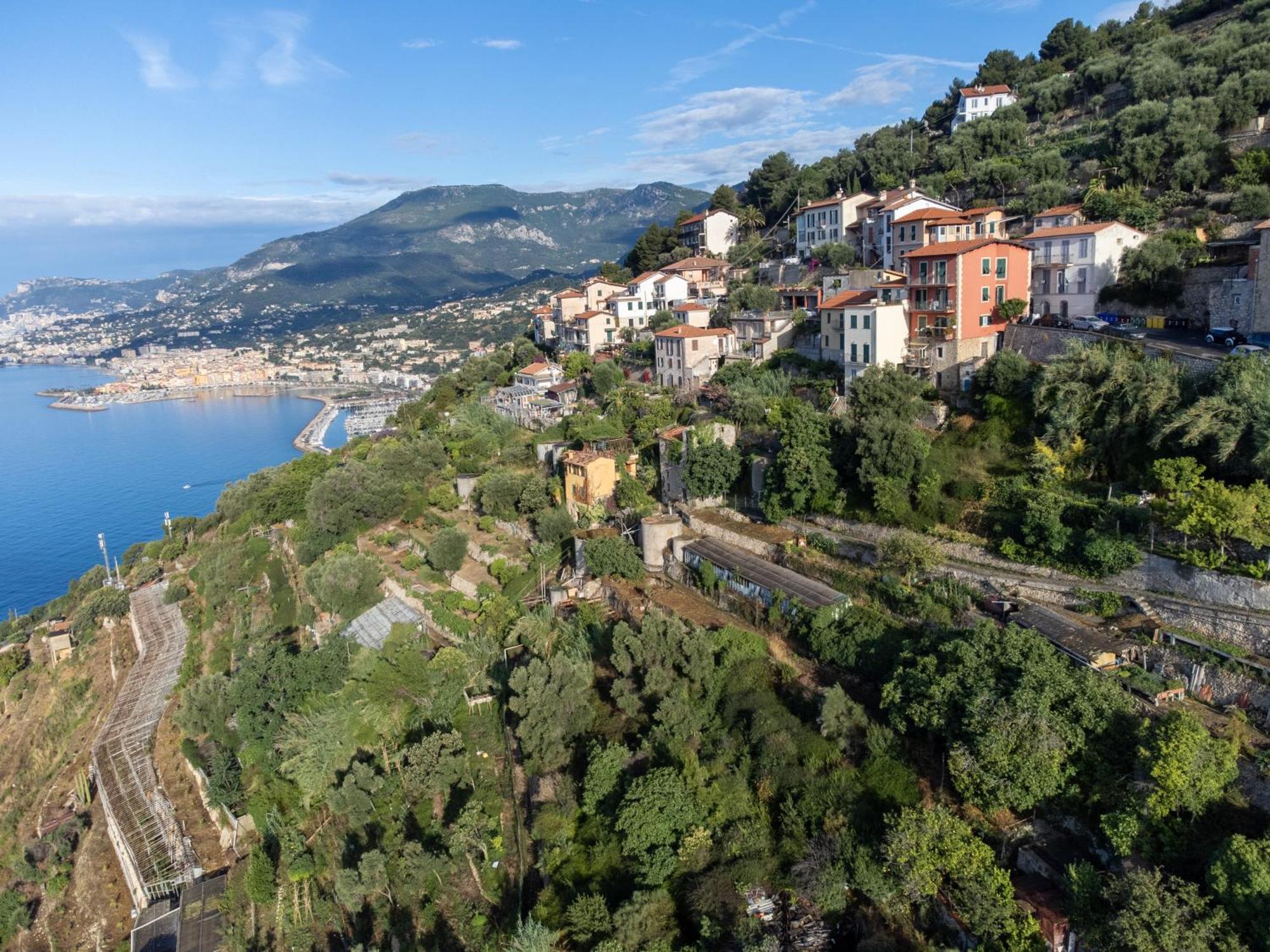Апартаменты Total Sea View Grimaldi Вентимилья Экстерьер фото